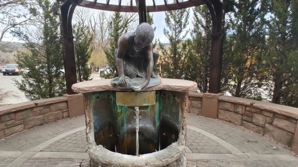 Manitou Springs with statue